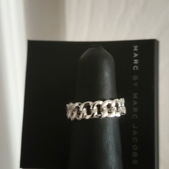 Marc Jacobs Katie Ring w/free MJ Earrings - Picture 3 of 6